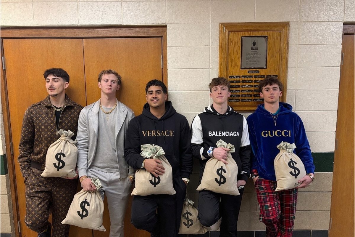 Seniors prepare for Senior Assassin. 
